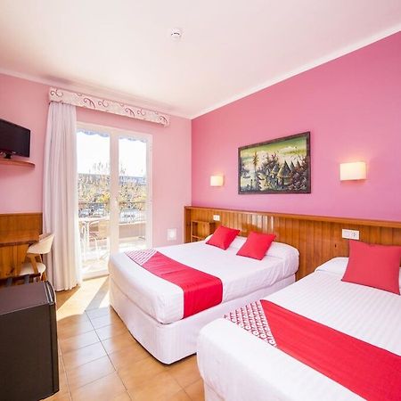 Casa Feliu Hostal 산타수산나 외부 사진